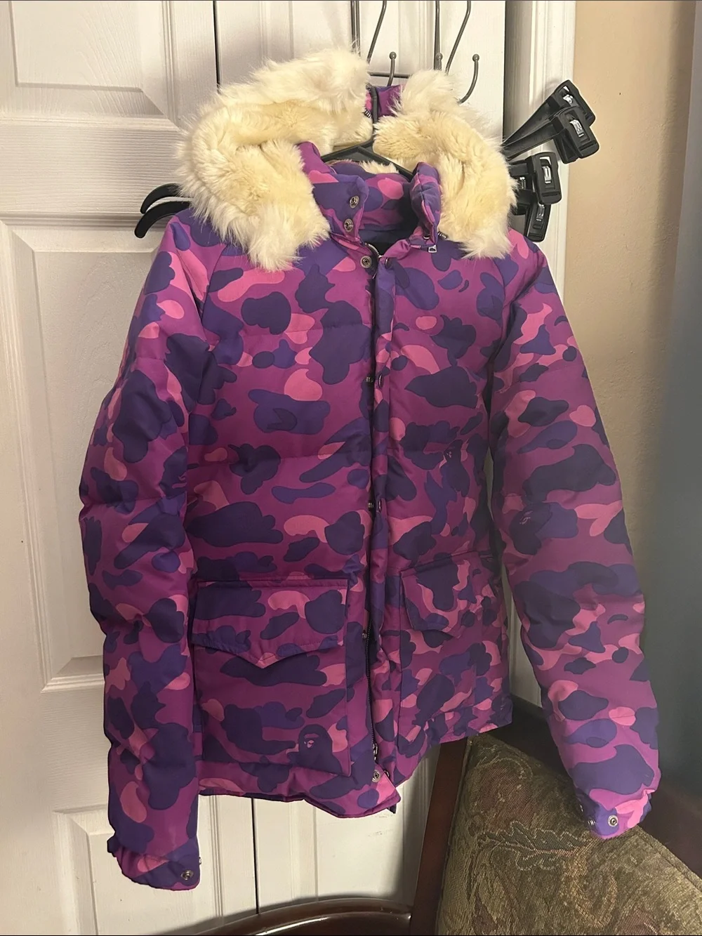 BAPE Purple Camo with fur-lined hood - Picture 3 of 6